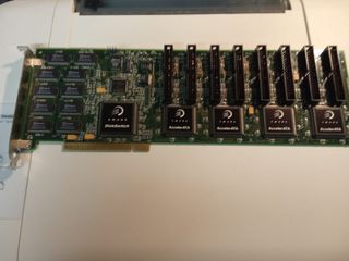 Controladora RAID, bus PCI , para 8 discos IDE