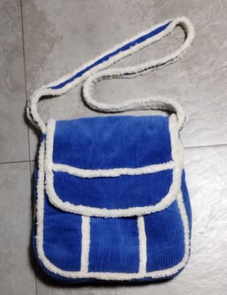 Bolso borriguito pana color azul electrico