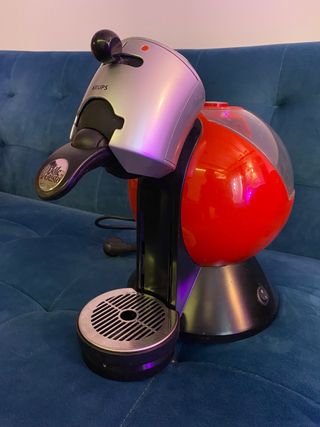 Cafetera Dolce Gusto Krups Roja