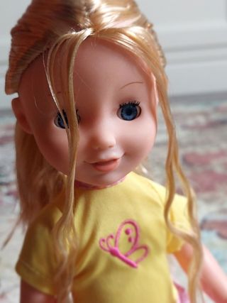 MUÑECA