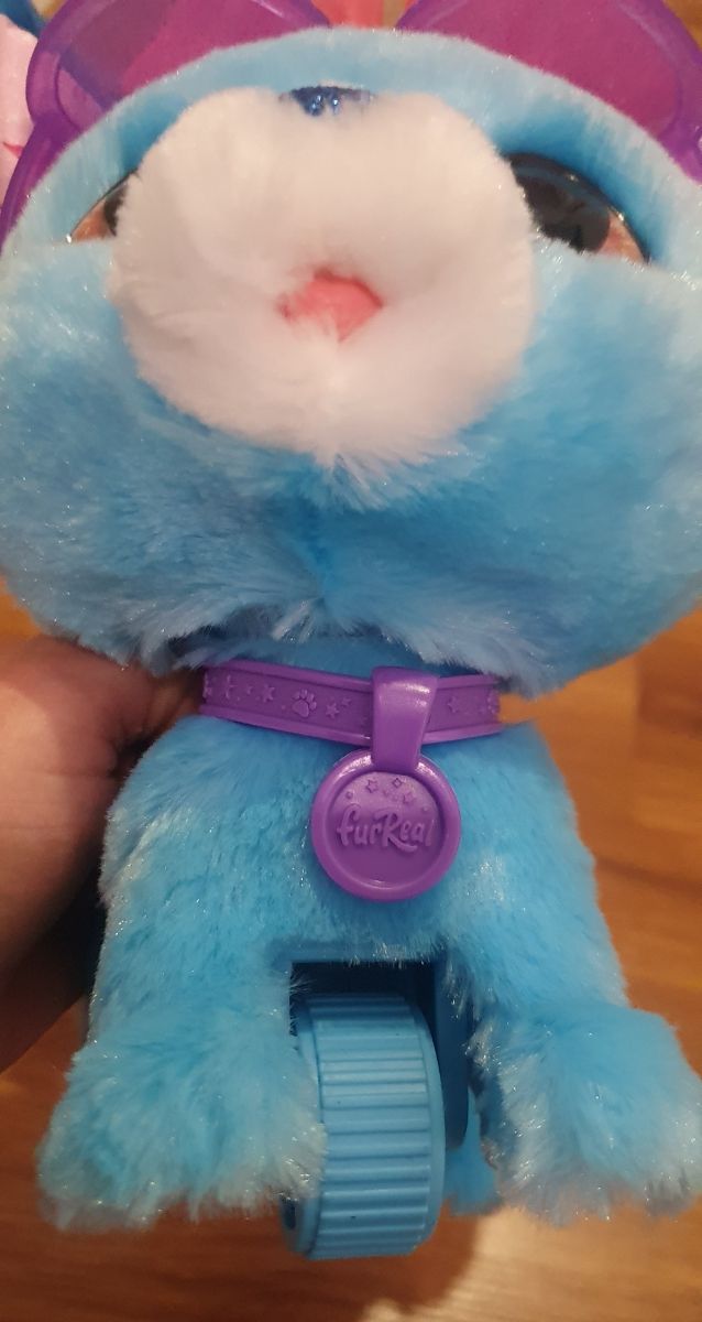 FurReal Rockalots Perrita Azul.
