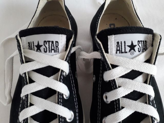Converse negras Talla 36