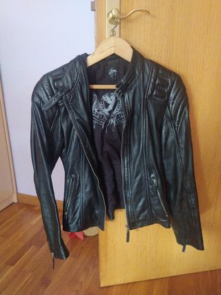 Chaqueta de piel original seminueva
