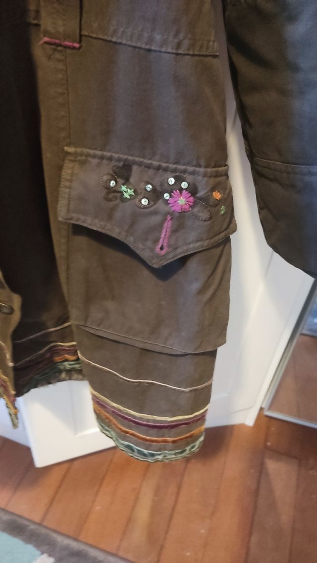 Abrigo marrón niña