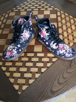 Bota botín lona Doctor Martens