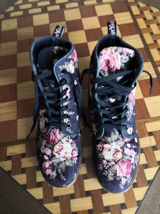 Bota botín lona Doctor Martens