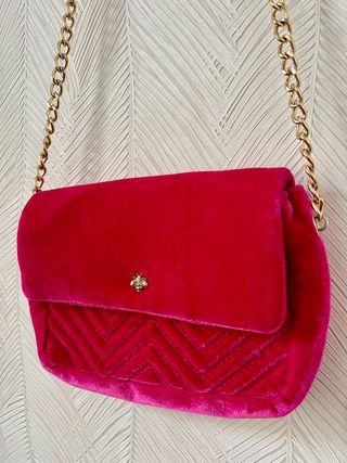 Bolso terciopelo rosa fucsia PULL&BEAR 