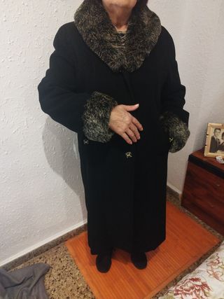 Abrigo Súper bonito señora