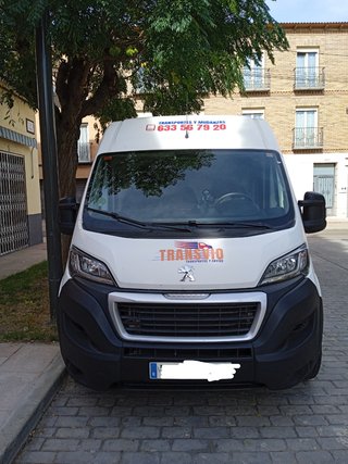 Transportes y mudanzas
