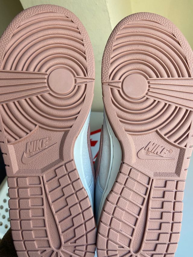NIKE DUNK FOSSIL ROSE 41 8 us