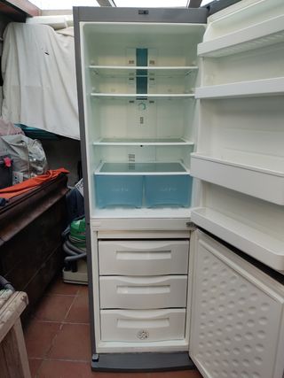 Nevera combi