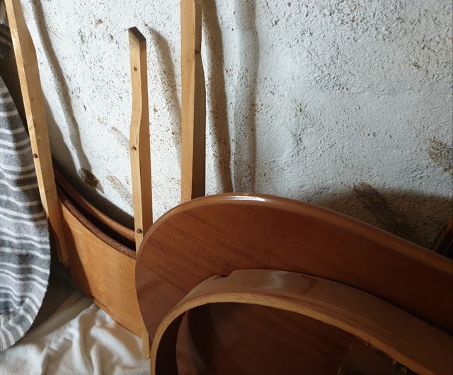 Mesa y sillas comedor clasicas