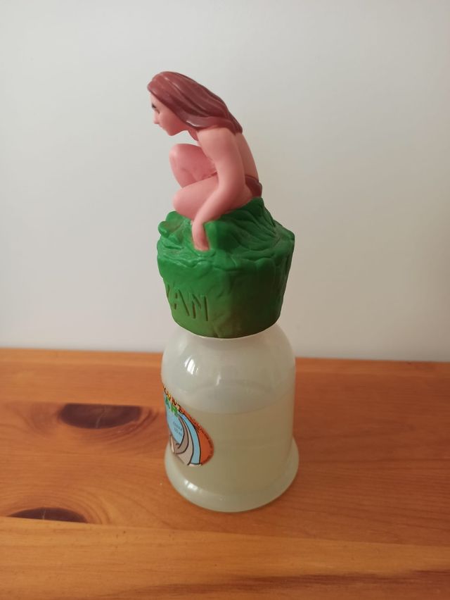 Colonia vintage personajes