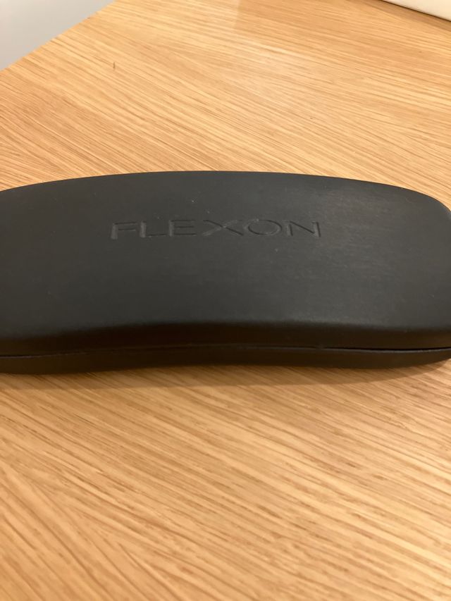 Montura gafas vista Flexon.