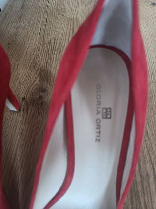 Zapatos rojos Gloria Ortiz.Talla 39