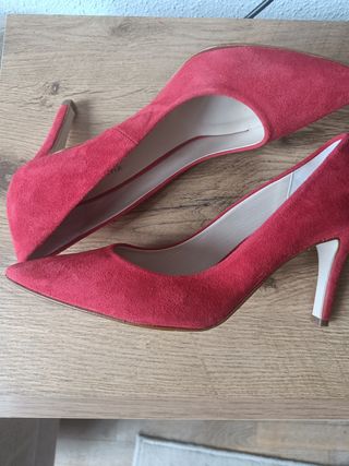Zapatos rojos Gloria Ortiz.Talla 39