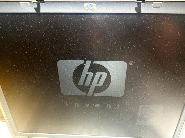 cargador de portatil hp pavilion ze49000