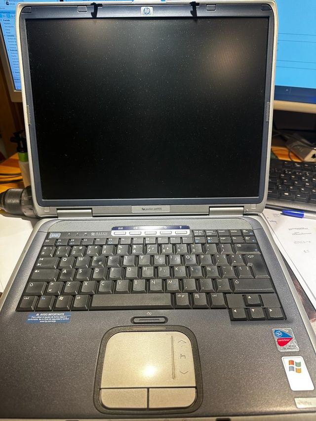 cargador de portatil hp pavilion ze49000