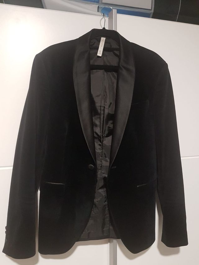 Americana negra terciopelo