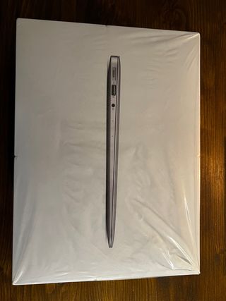 Apple MacBook Air A1466 13'3"