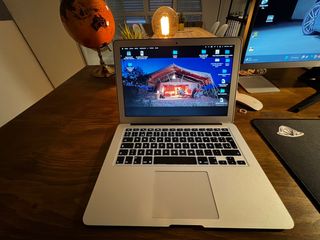 Apple MacBook Air A1466 13'3"