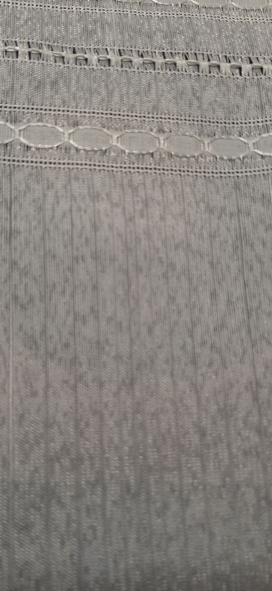 Cortina confeccionada a estrenar.