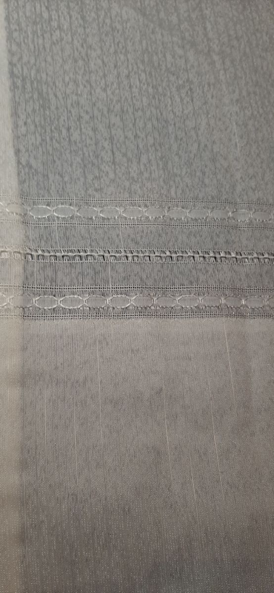 Cortina confeccionada a estrenar.