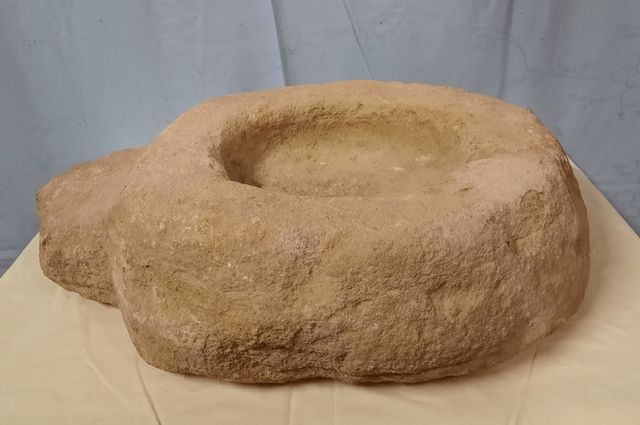 PILA PIEDRA ANTIGUA.PILON ABREBADERO.MORTERO.46×38