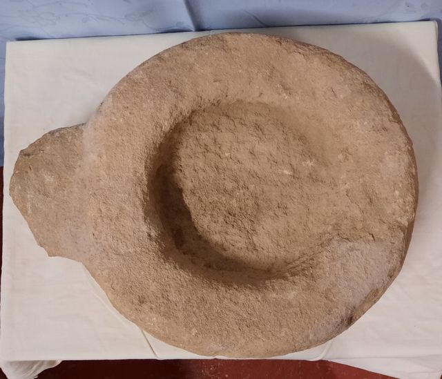 PILA PIEDRA ANTIGUA.PILON ABREBADERO.MORTERO.46×38