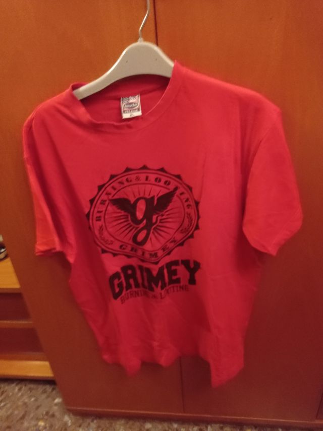 Lote sudadera y camiseta