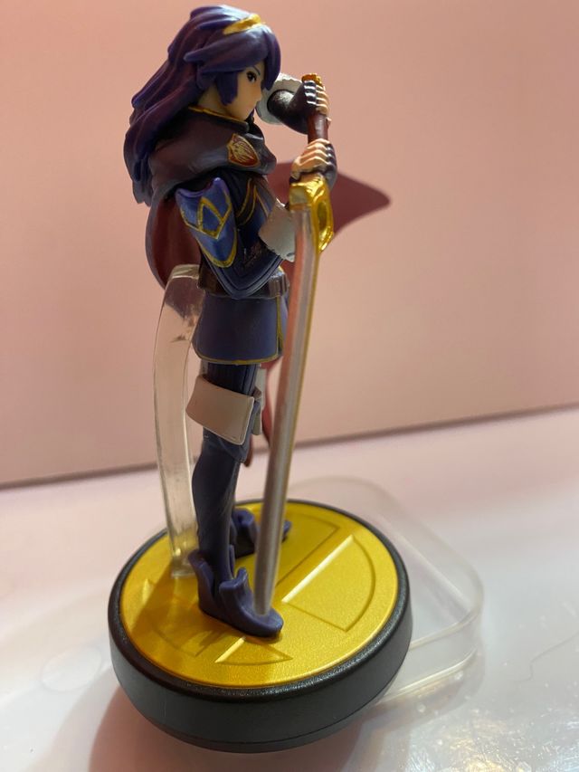 Amiibo Lucina