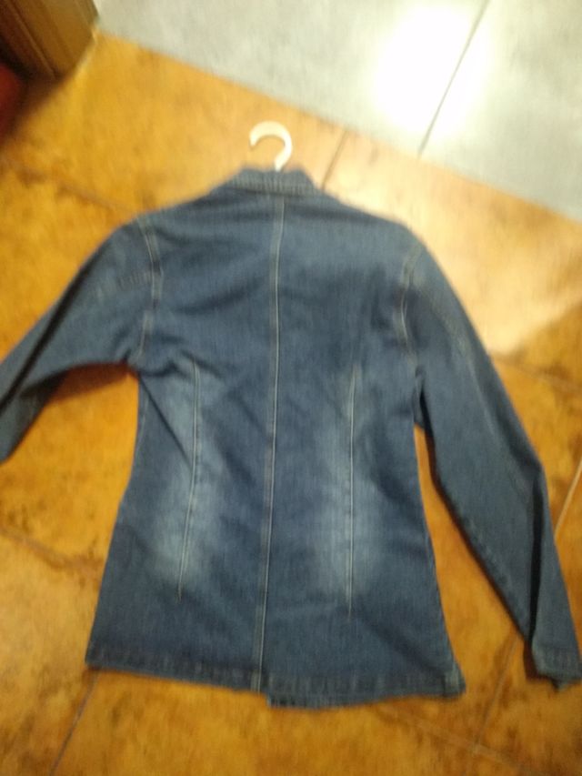 Cazadora vaquera entallada Talla M