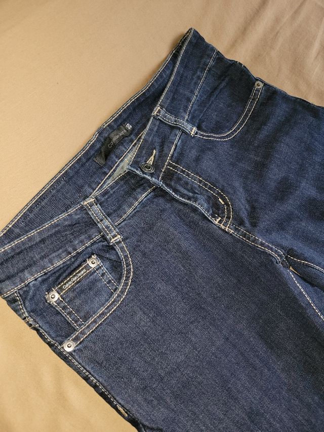 Vaqueros CALVIN KLEIN. T 29