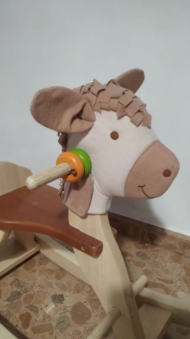 caballo madera balancín