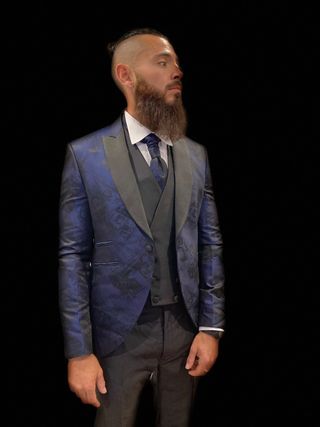 Traje azul / negro 