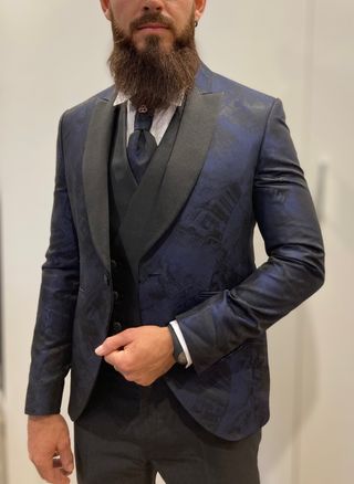 Traje azul / negro 