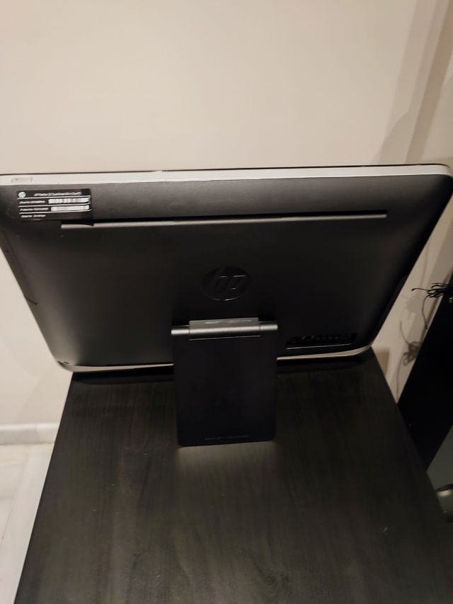 HP con pantalla tactil