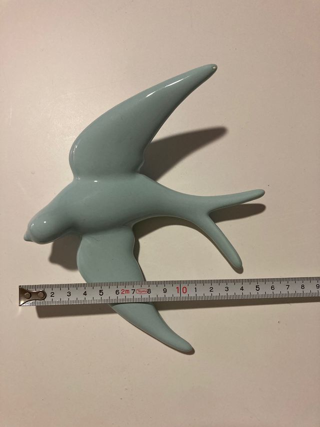 Golondrina de cerámica azul celeste