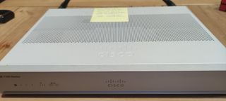 Router Cisco IRS1100 series modelo C111-8PLTEW