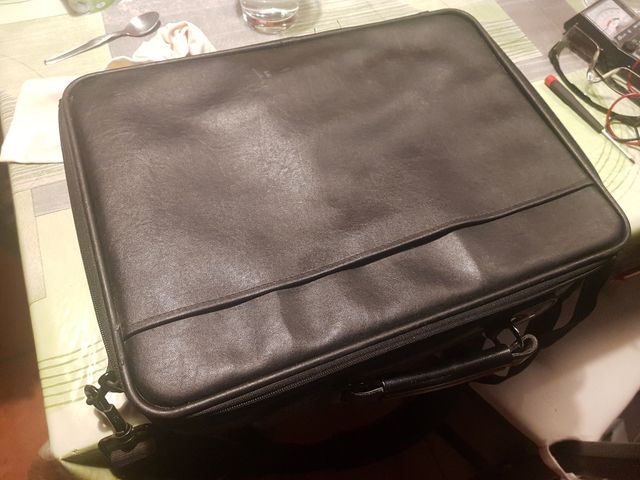 Maletín IBM portátil