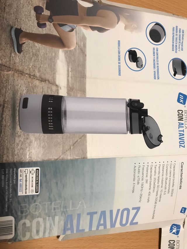 Botella de agua con altavoz bluetooth