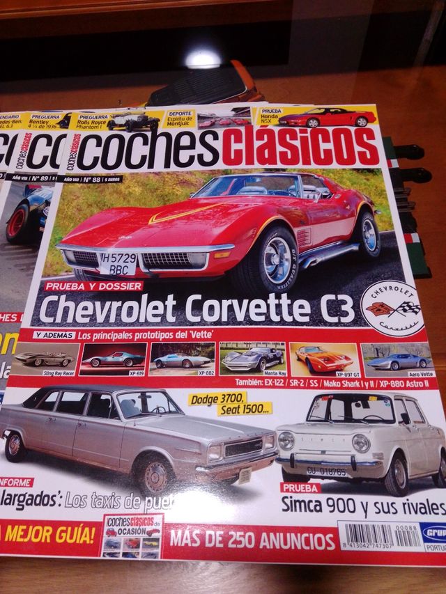 REVISTA COCHES CLÁSICOS.