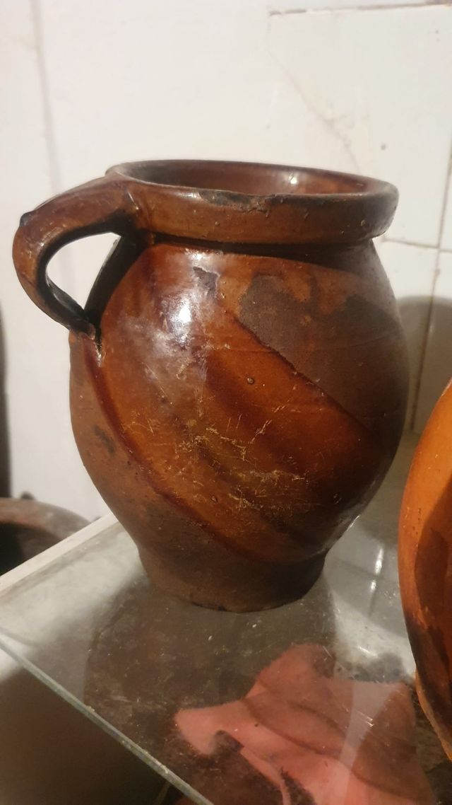 3pucheros vidriados antiguos.