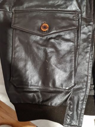 cazadora de piel