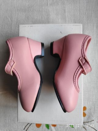 ZAPATOS FLAMENCO FERIA NIÑA NÚM 21 "NUEVOS"