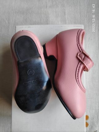 ZAPATOS FLAMENCO FERIA NIÑA NÚM 21 "NUEVOS"