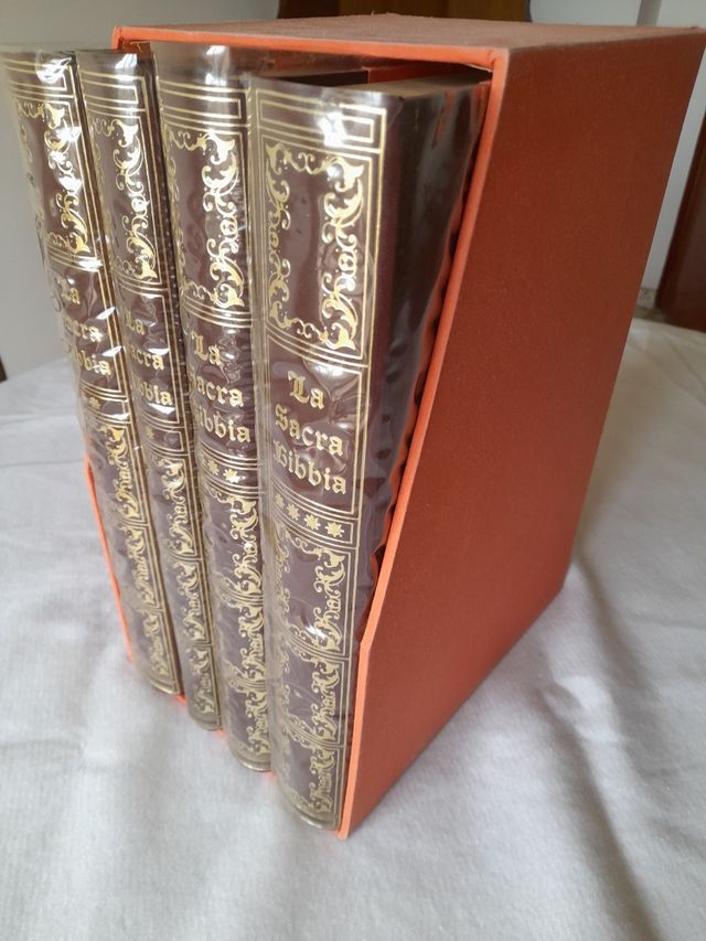 libri la sacra Bibbia