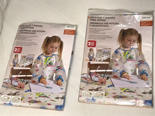 Lote 2 batas y manteles. Especial manualidades