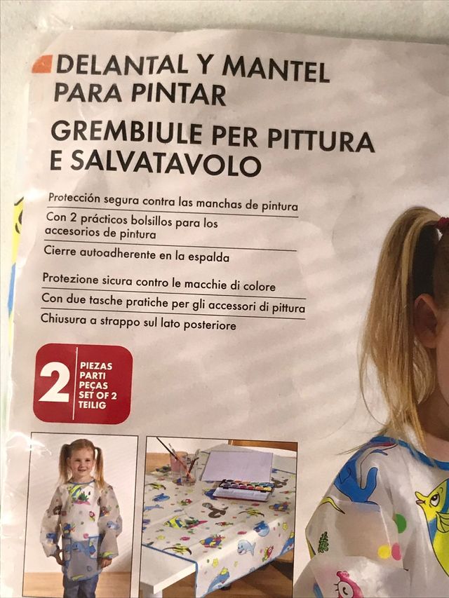 Lote 2 batas y manteles. Especial manualidades