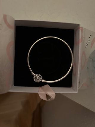 Pulsera Pandora rígida 17 cm